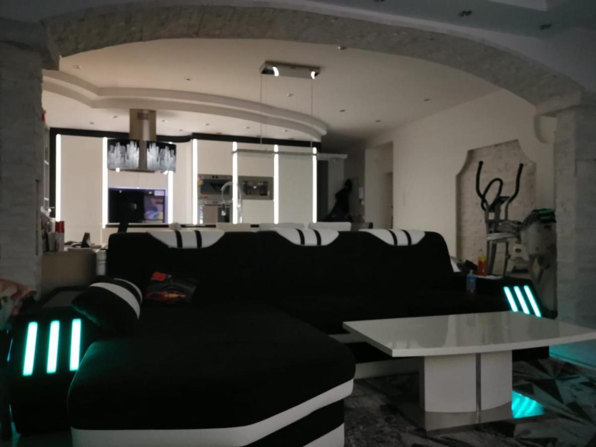 Vienna Luxus Appartment Luaran gambar